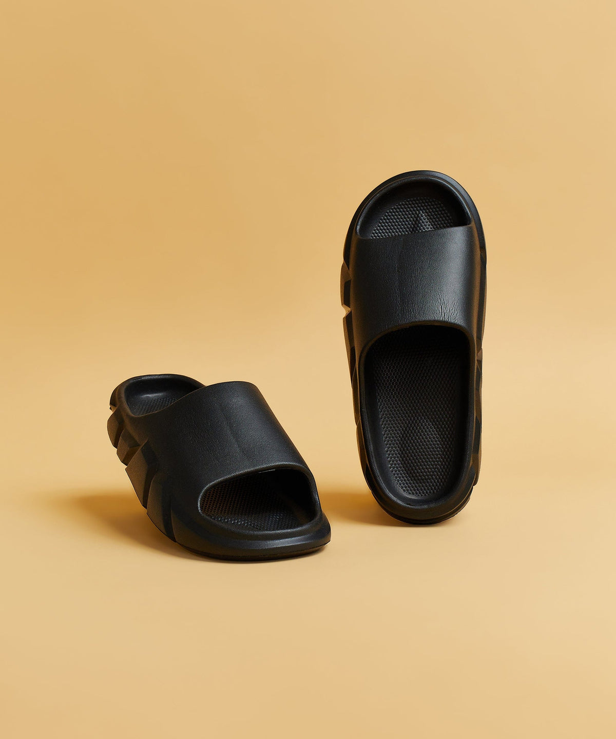 Reason Clothing Signature Sculpted Solid Slides - Black