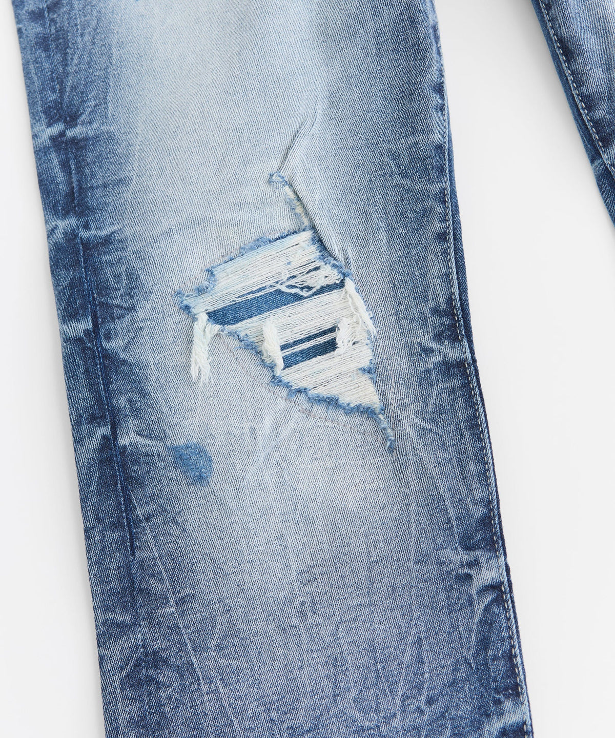 Reason Clothing Classic Wrinkled Wash Distressed Skinny Jeans - Medium Blue