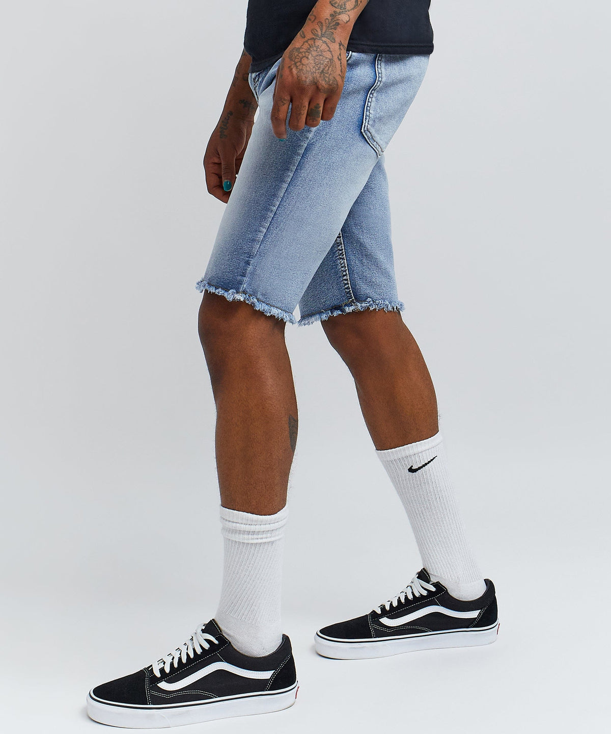Reason Clothing Discount Josiah Light Wash Basic Denim Shorts
