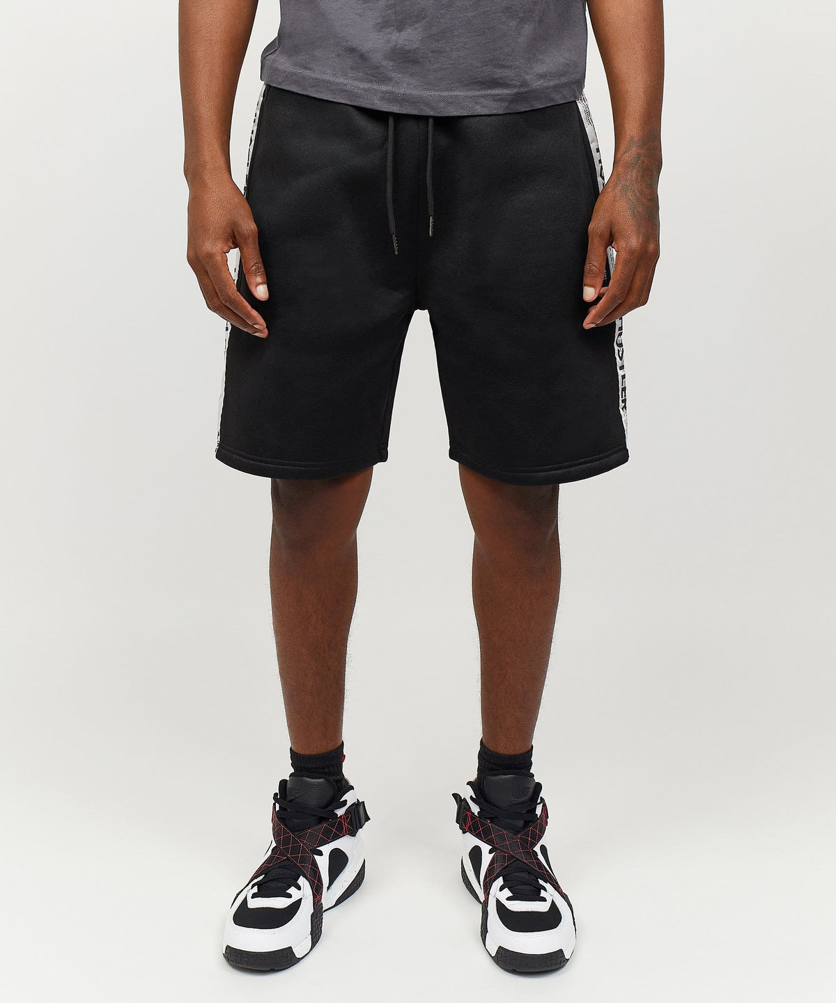 Reason Clothing Value Hustler Shorts - Black