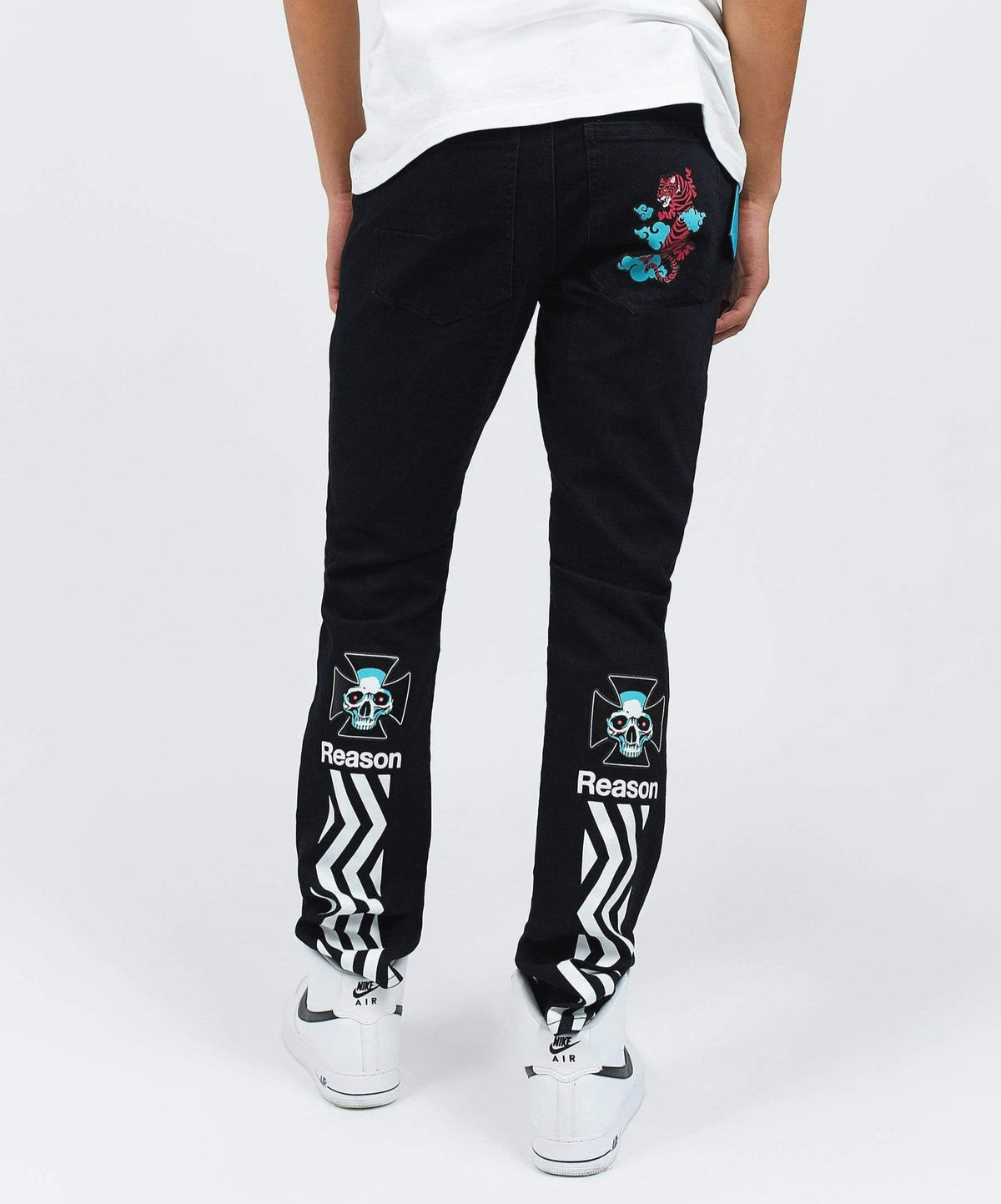 Reason Clothing Best Price Cloud Graphic Print Slim Jeans